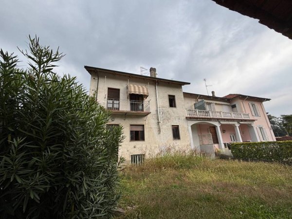 casa indipendente in vendita a Cavaglià