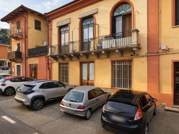 negozio in vendita a Cavaglià