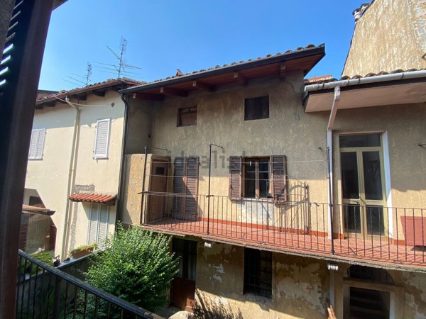 casa indipendente in vendita a Cavaglià