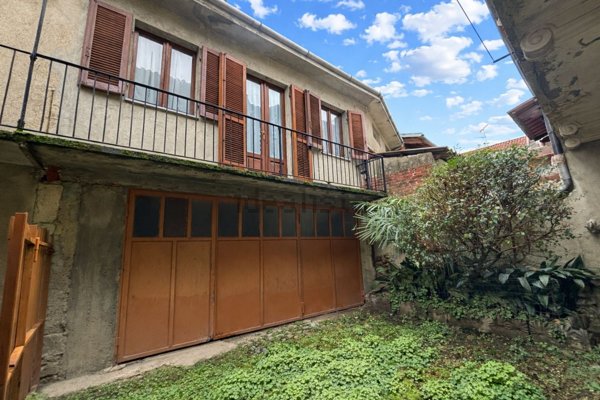 casa indipendente in vendita a Cavaglià