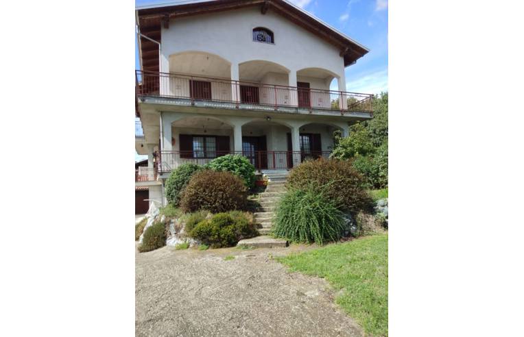 casa indipendente in vendita a Cavaglià