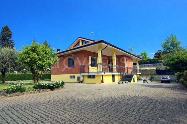 casa indipendente in vendita a Cavaglià