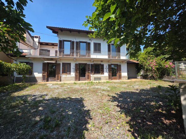 casa indipendente in vendita a Cavaglià