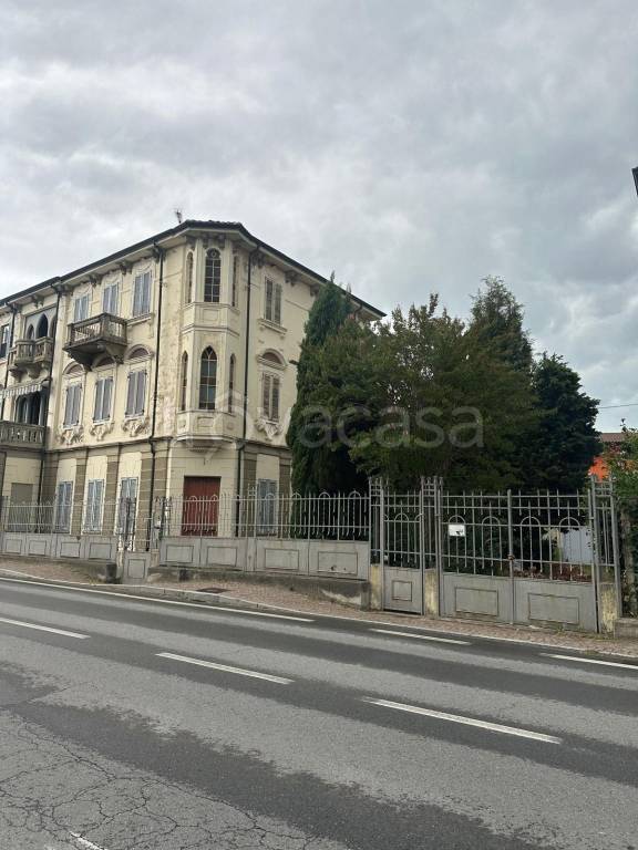 casa indipendente in vendita a Cavaglià