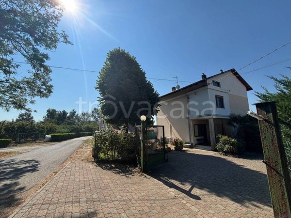 casa indipendente in vendita a Cavaglià