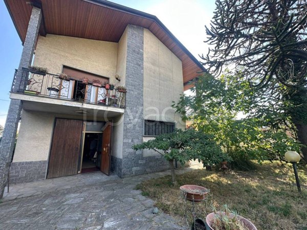 casa indipendente in vendita a Cavaglià
