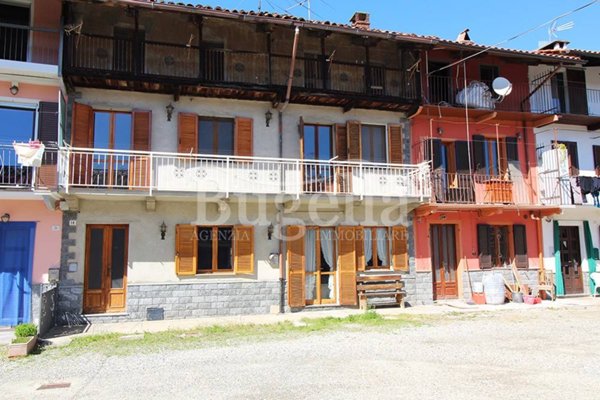 casa indipendente in vendita a Cerrione in zona Vergnasco