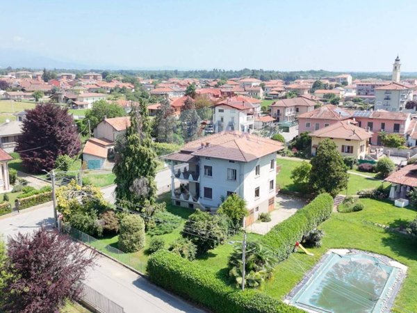 casa indipendente in vendita a Cerrione in zona Vergnasco