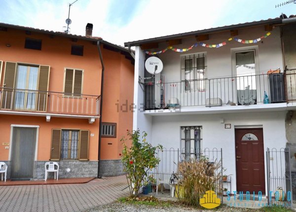 appartamento in vendita a Cerrione in zona Vergnasco