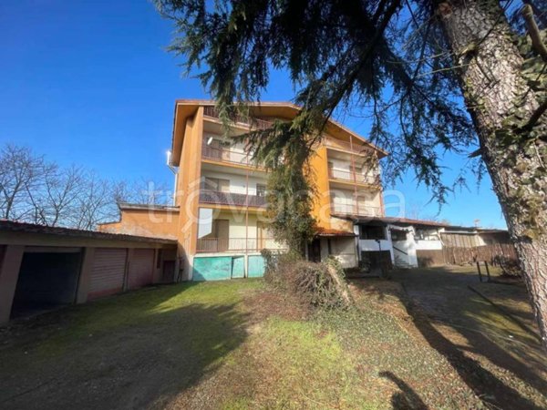 casa indipendente in vendita a Cerrione in zona Magnonevolo