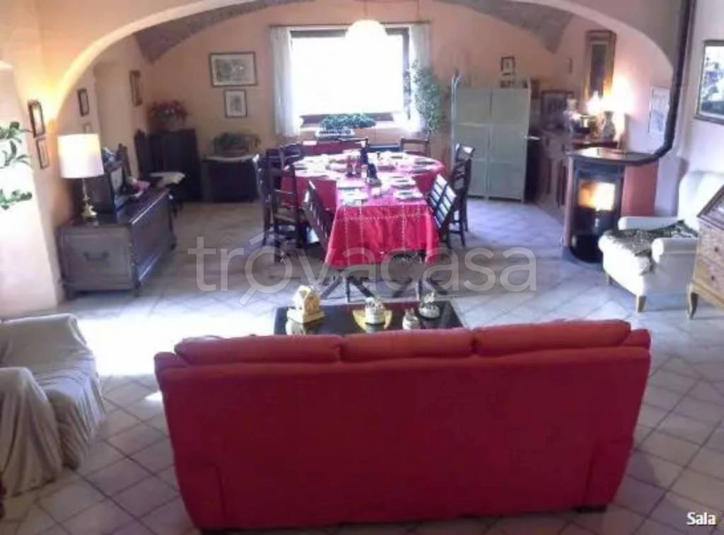 casa indipendente in vendita a Cerrione in zona Vergnasco
