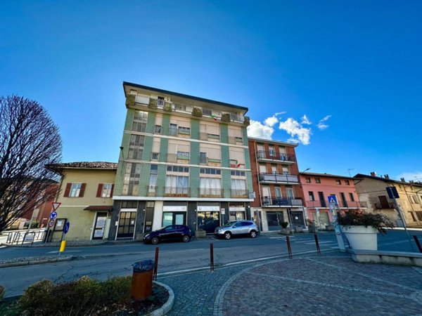 negozio in vendita a Cerrione in zona Vergnasco