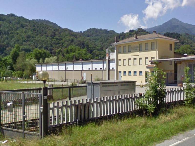 capannone in vendita a Coggiola in zona Vico