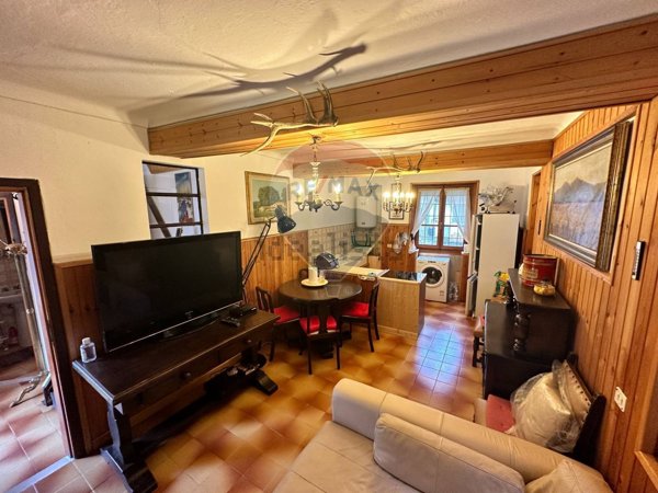casa semindipendente in vendita a Coggiola