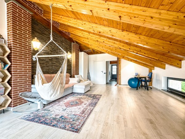 casa indipendente in vendita a Coggiola in zona Fervazzo