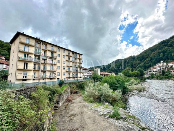 appartamento in vendita a Coggiola in zona Vico
