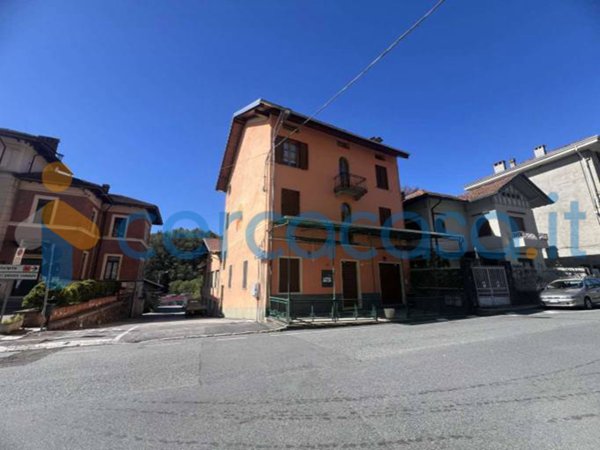 casa indipendente in vendita a Coggiola in zona Vico