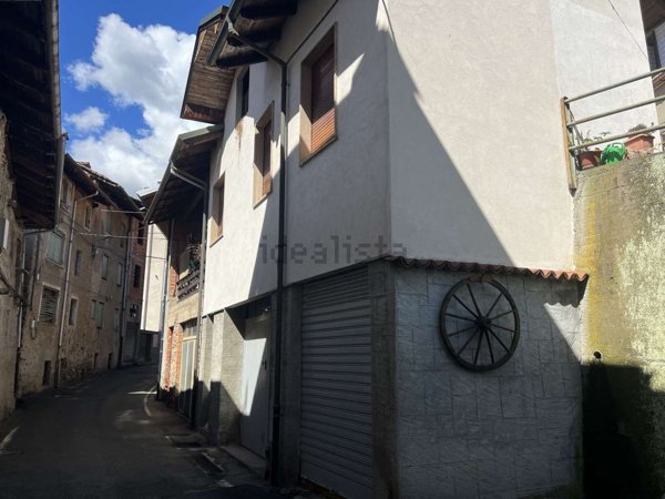 appartamento in vendita a Coggiola in zona Vico