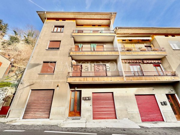 appartamento in vendita a Coggiola in zona Castello