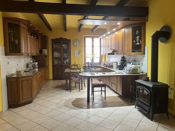 casa indipendente in vendita a Coggiola