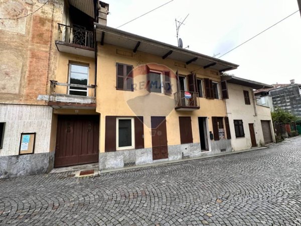 casa indipendente in vendita a Coggiola in zona Vico