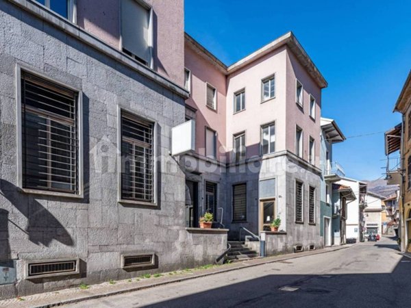 negozio in vendita a Coggiola