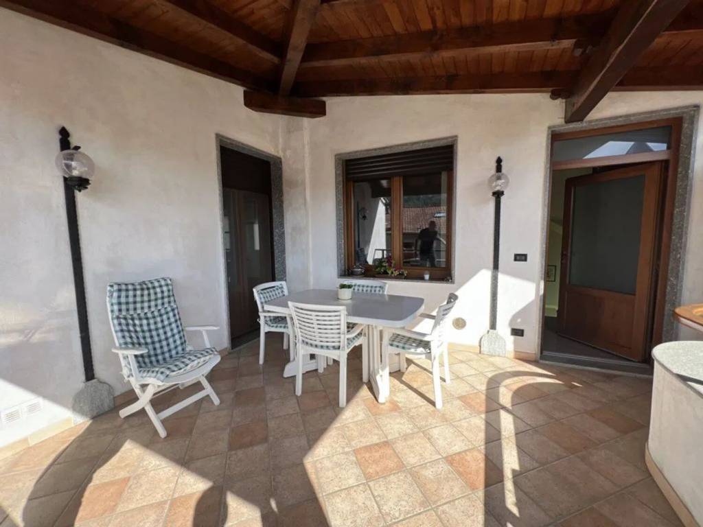 casa indipendente in vendita a Coggiola in zona Vico