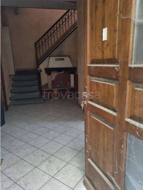 casa indipendente in vendita a Coggiola in zona Vico