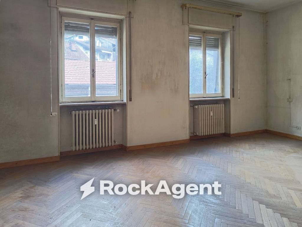appartamento in vendita a Coggiola in zona Vico