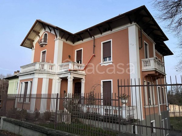 casa indipendente in vendita a Cossato