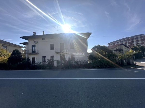 casa indipendente in vendita a Cossato