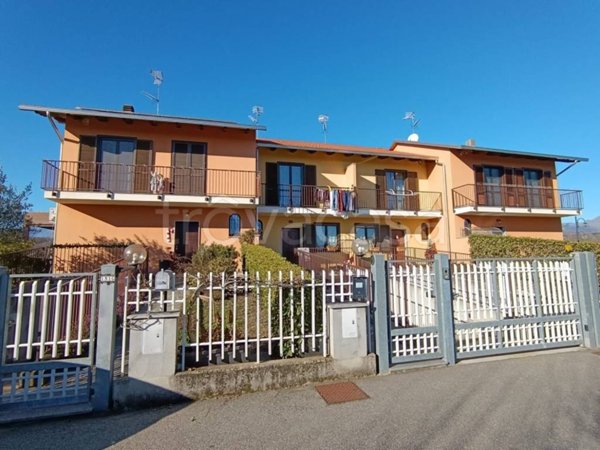 casa indipendente in vendita a Cossato in zona Parlamento