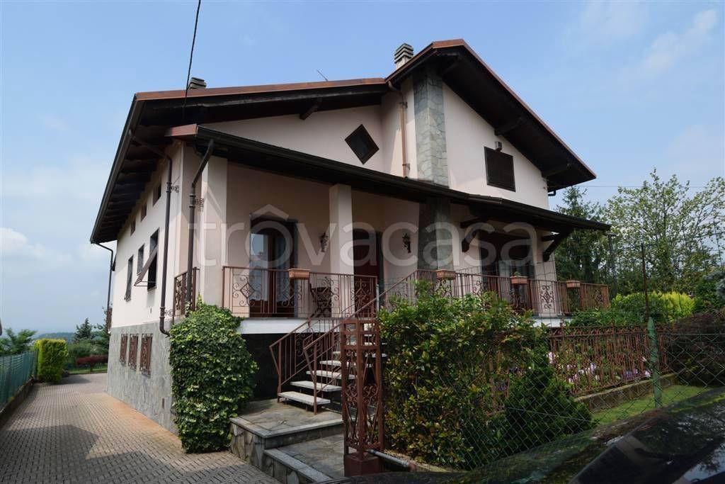 casa indipendente in vendita a Cossato
