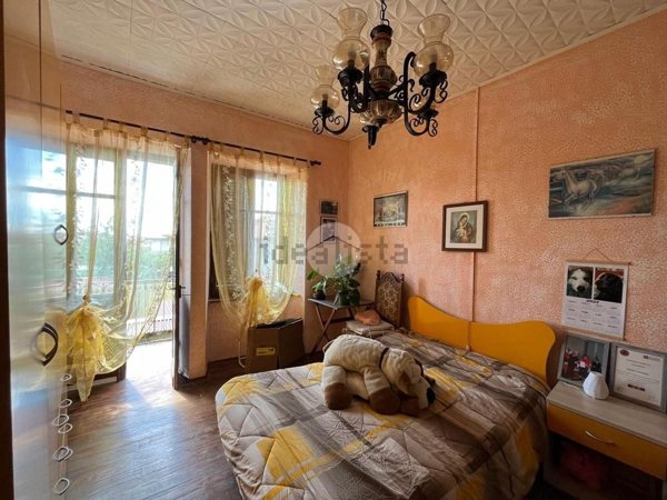 casa semindipendente in vendita a Cossato in zona Parlamento