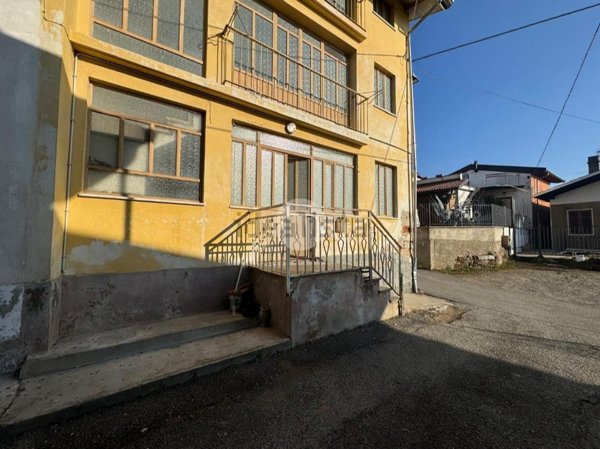 casa indipendente in vendita a Cossato