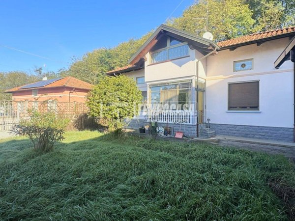 casa indipendente in vendita a Cossato