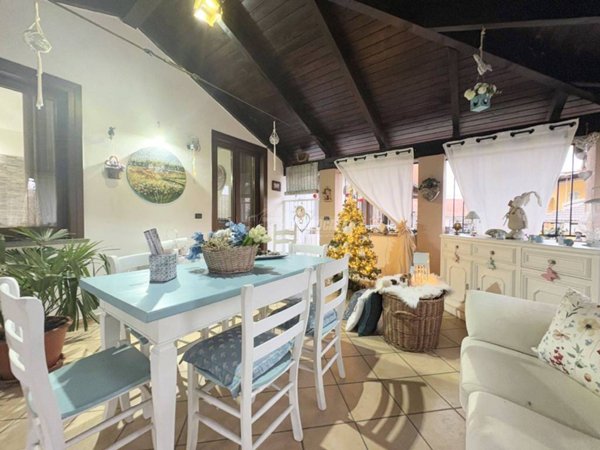 casa indipendente in vendita a Cossato
