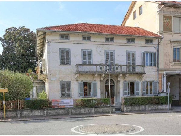 intera palazzina in vendita a Cossato