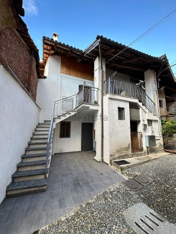 casa semindipendente in vendita a Cossato