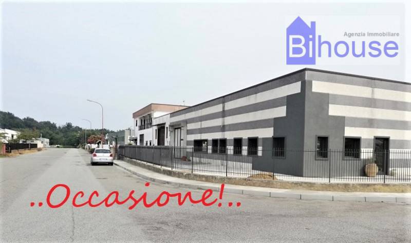 capannone in vendita a Cossato