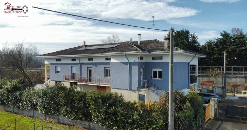 casa indipendente in vendita a Cossato