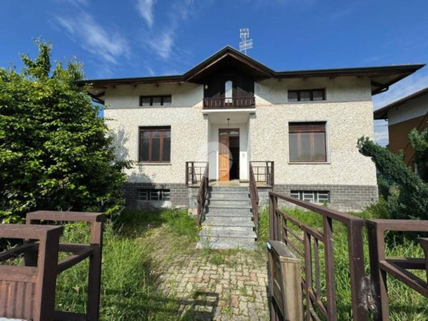 casa semindipendente in vendita a Cossato