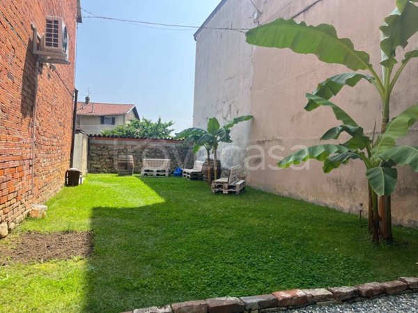 casa indipendente in vendita a Cossato in zona Lavino
