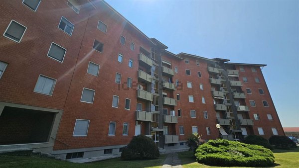 appartamento in vendita a Cossato in zona Lorazzo