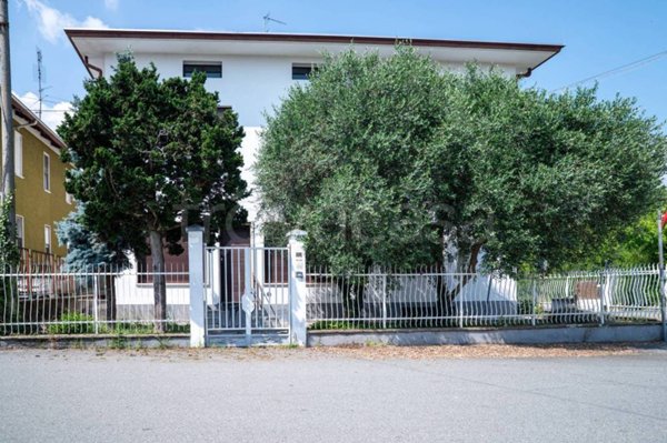 casa indipendente in vendita a Cossato