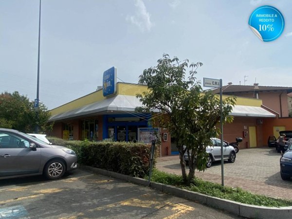 negozio in vendita a Cossato