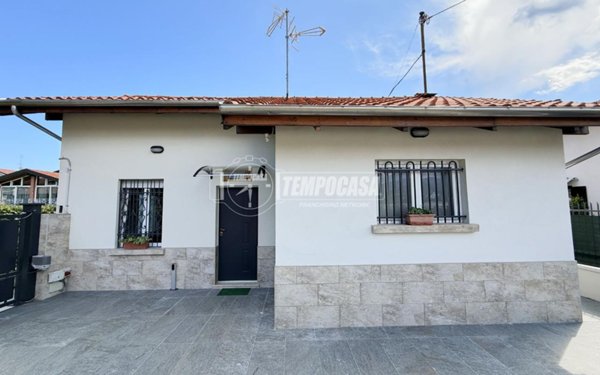 casa indipendente in vendita a Cossato