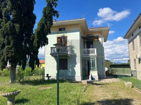 casa indipendente in vendita a Cossato