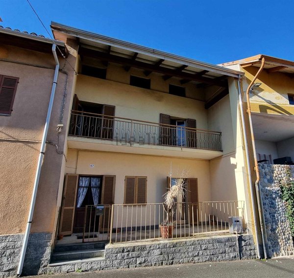 casa indipendente in vendita a Cossato