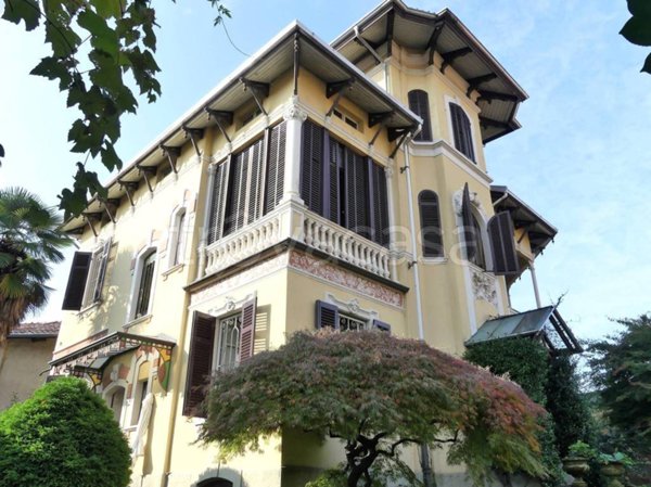 casa indipendente in vendita a Cossato in zona Monteferrario